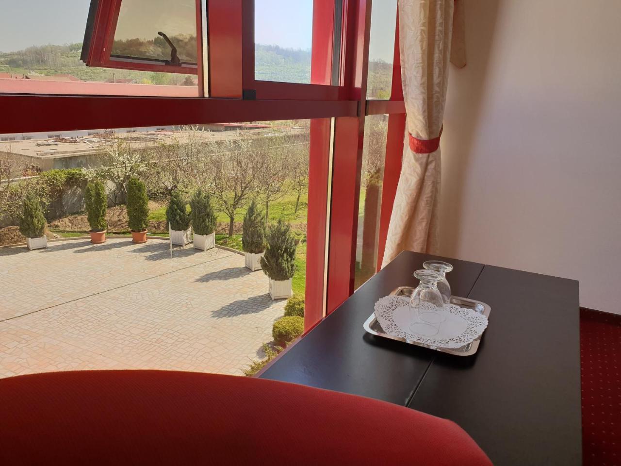 Pensiunea Ghiocela Motru Dış mekan fotoğraf